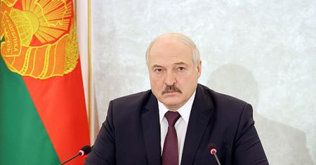 Łukaszenka zaskakuje. "Wcześniejsze wybory są możliwe". Ma warunek