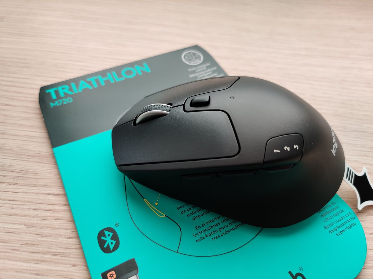 Logitech M720 Triathlon — myszka bezprzewodowa do zaawansowanych zadań biurowych