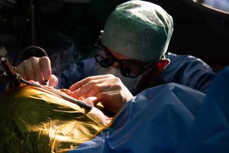 Pensje lekarzy specjalistów. Podwyżka o 19 zł, która może się okazać obniżką