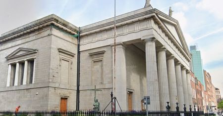 Czekano na to 500 lat. Historyczna pasterka w Dublinie
