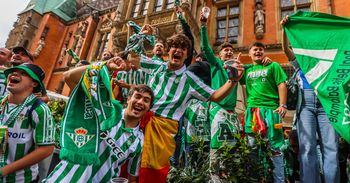 "Stadion na poziomie Premier League". Wrocław zostawił po sobie dobre wrażenie. Finał Ligi Konferencji 2025