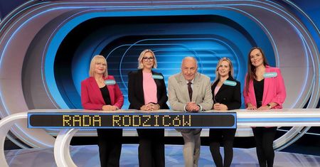 Rada Rodziców ze Szkoły Podstawowej im. Armii Krajowej w Blichowie wzięły udział w programie Familiada!