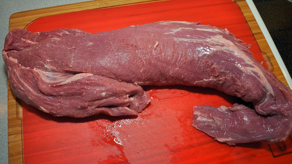 Surowa polędwiczka z wołowiny australijskiej bez kości