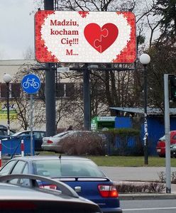 "Madziu, kocham Cię!". Tajemniczy M. wyznaje miłość na billboardzie