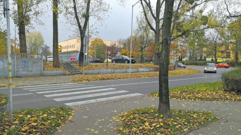 W Siemianowicach Śl. trwa modernizacja ulicznego oświetlenia.