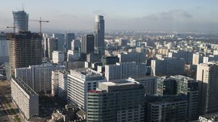 Ceny mieszkań w Warszawie maleją. Wyjątkiem jedna dzielnica