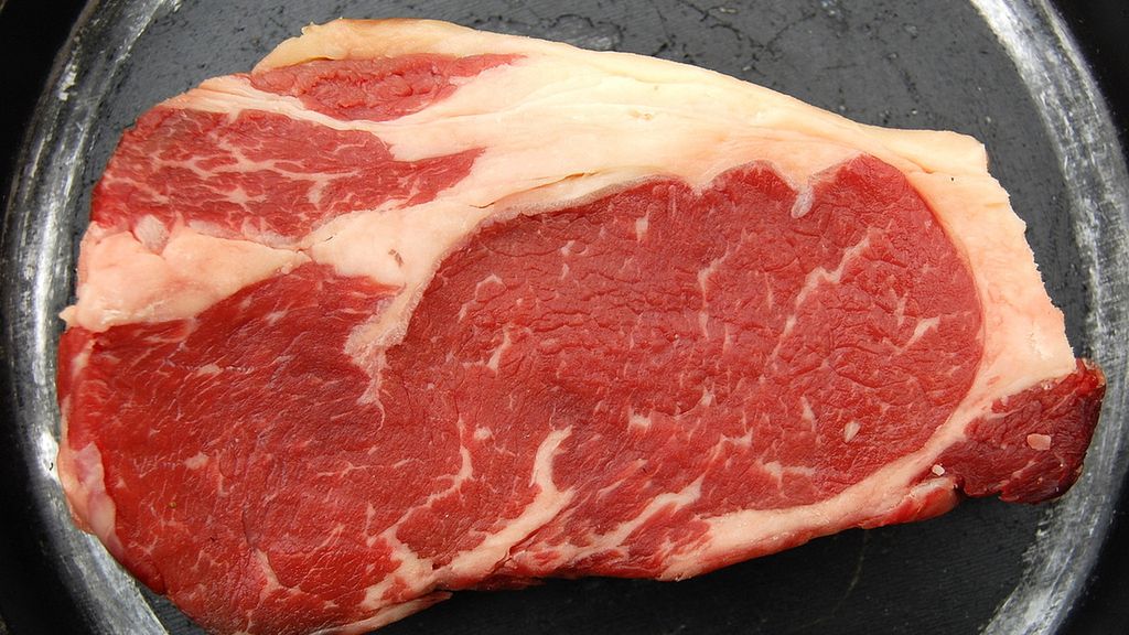 Surowy tłuszcz podskórny z wołowiny australijskiej