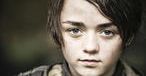 Maisie Williams baluje z The Vamps