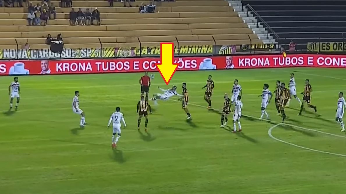 Zdjęcie okładkowe artykułu: YouTube / Screen / FIFA / Na zdjęciu: Guilherme Madruga strzelił fantastycznego gola przewrotką