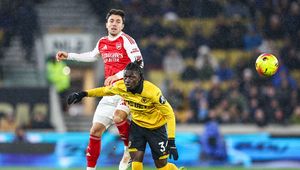 Angielscy giganci walczą o 18-latka