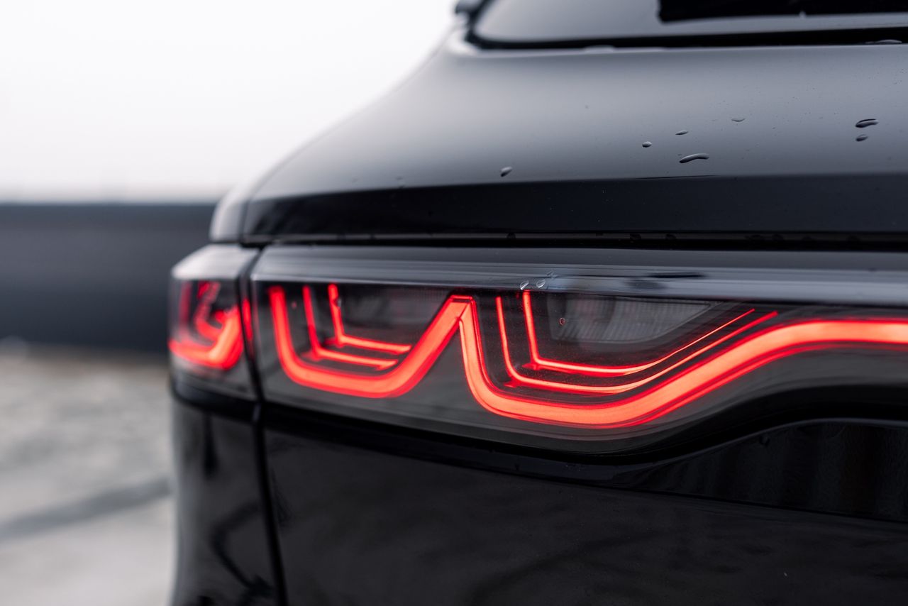 Nowe, a już 3-letnie. Te auta stoją w salonach latami