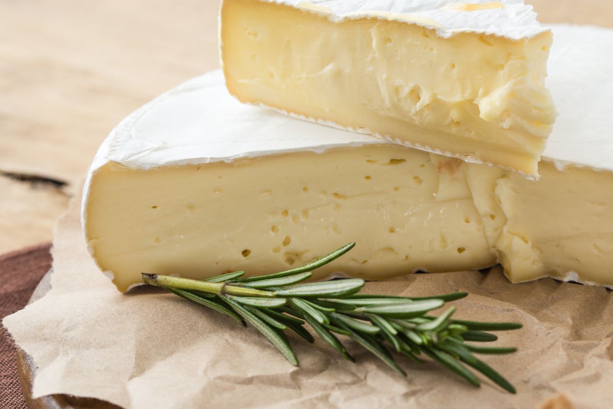Ser camembert sprawi, że purée będzie jeszcze bardziej kremowe