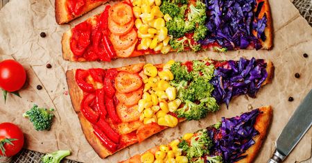 Tęczowa pizza - zdrowy przysmak dla dzieci