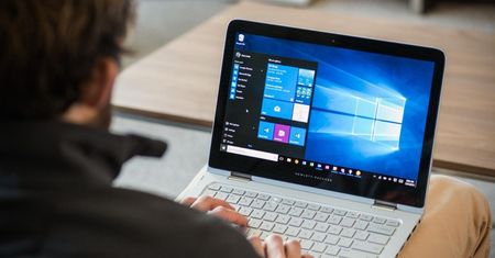 Windows 10 jednak nie takim hitem - Microsoft redukuje oczekiwania