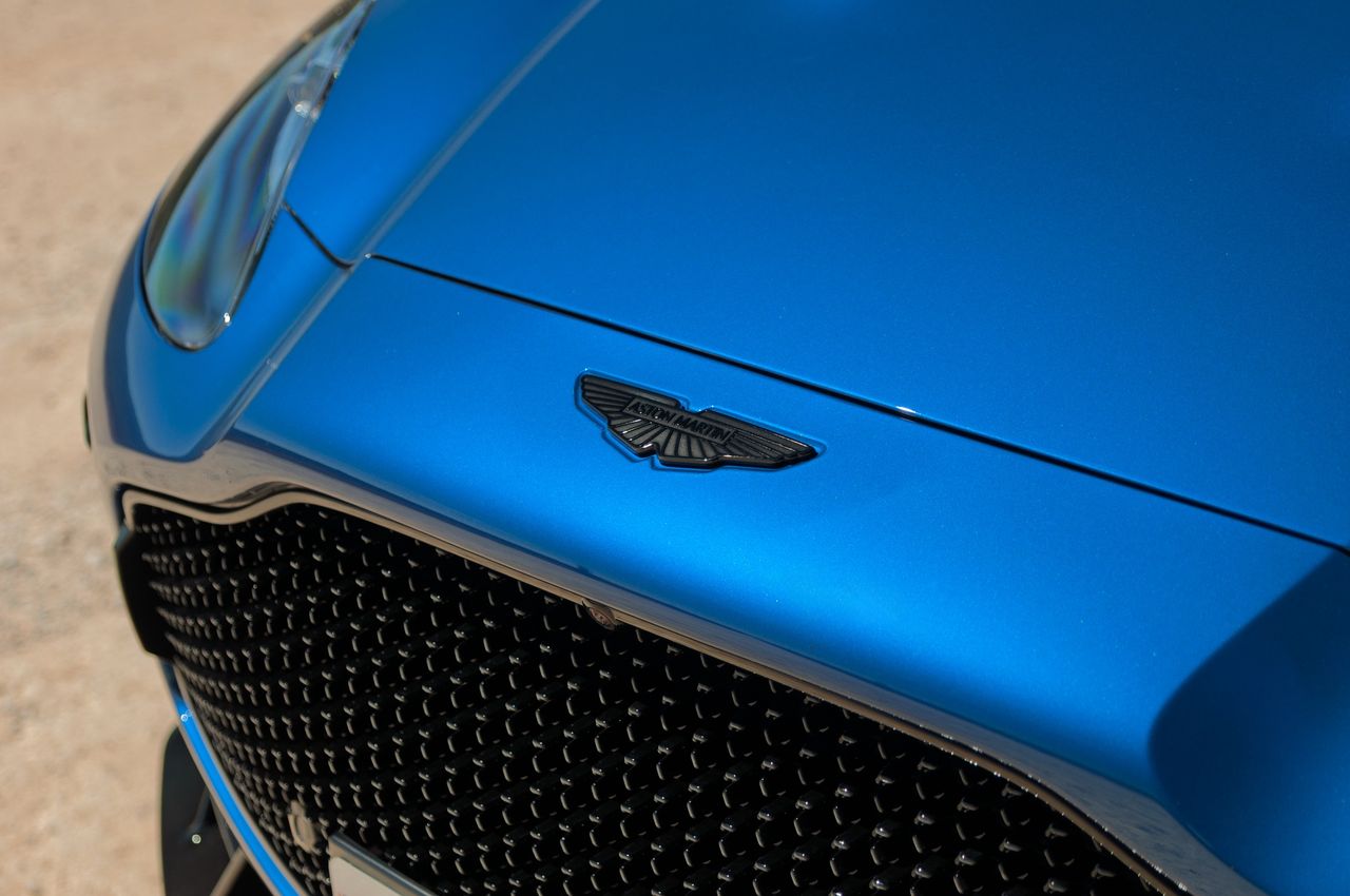 Aston Martin DBX S (2025)