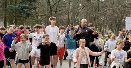 Minister Sportu z wizytą w Czarnkowie. Wsparcie dla lokalnych talentów i inwestycji