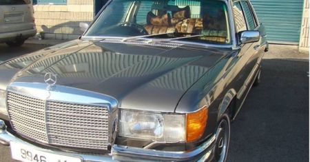 Mercedes-Benz z garażu Bono na eBayu