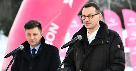 Echa afery e-mailowej. Ta sprawa "zatopi" PiS?