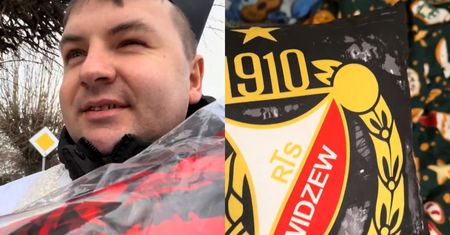 Ksiądz zdobywa gadżety po kolędzie. Wideo obiegło internet