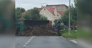 Tony obornika na ulicy. Rolnik ukarany mandatem