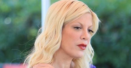 Tori Spelling: czarne chmury nad amerykańską gwiazdą. Romans męża to tylko jeden z jej problemów