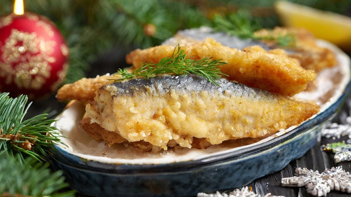 Śledzie w cieście to danie, które zaskoczy twoich gości