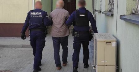 Z sierpem wtargnął do urzędu. Interweniowała policja