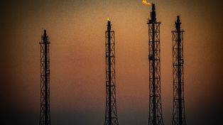 Płock: Płomień nad rafinerią. ORLEN wyjaśnia: to zaplanowany proces