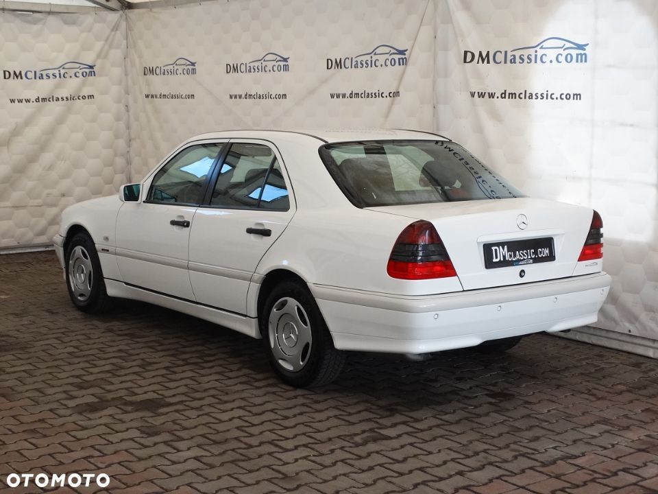 Mercedes Klasy C 200 CDI za 49 800 zł