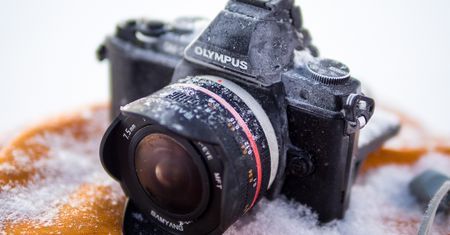 Fotografowanie w zimie - praktyczne rady, jak dbać o sprzęt i swoje zdjęcia