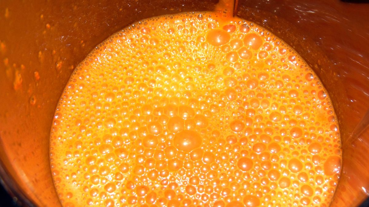 Sok owocowy z pomarańczą i kurkumą regeneruje płuca