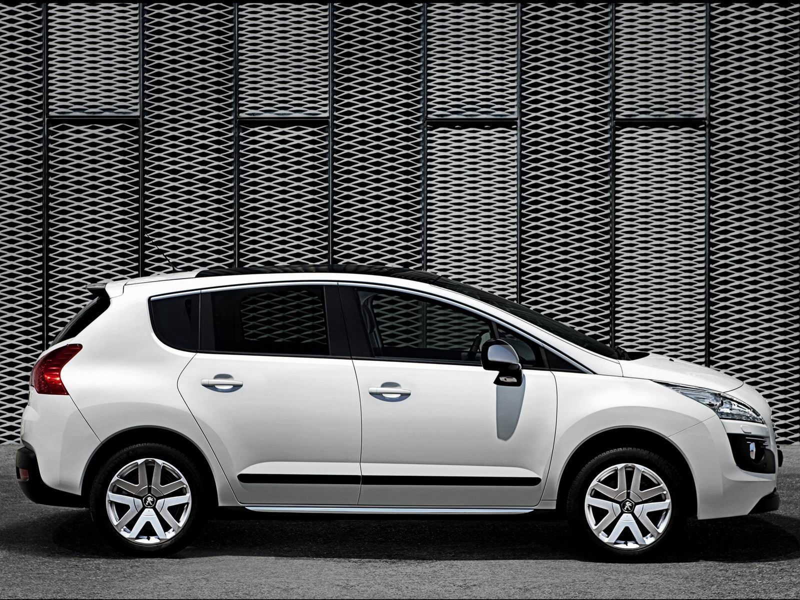 Peugeot 3008 HYbrid4