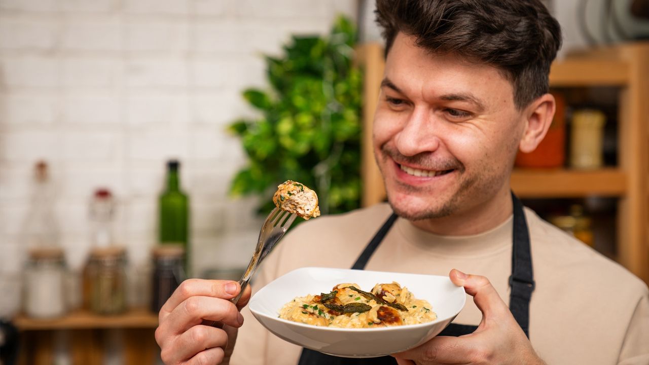 Pieczone klopsiki na kremowym orzo