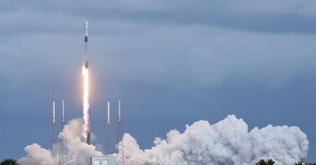 To musiało boleć. Elon Musk w jednej chwili stracił 40 satelitów