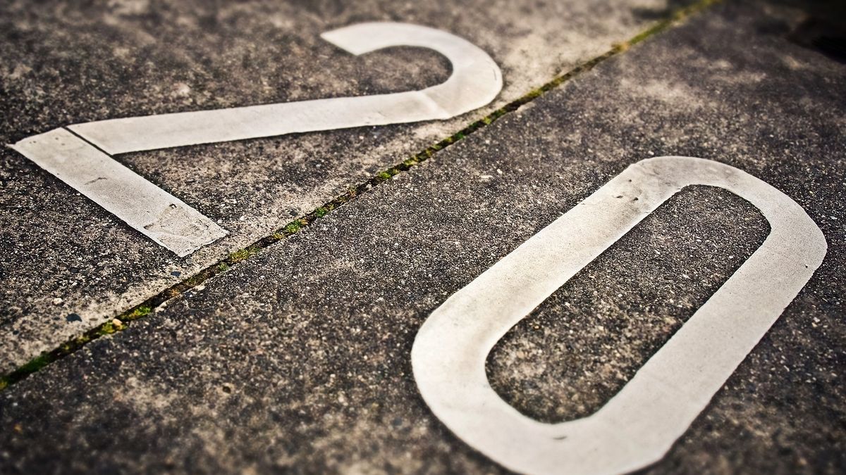 Oznaczenia poziome na drodze