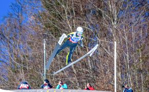 Eurosport 1 HD Skoki narciarskie: Zawody Pucharu Świata w Willingen - konkurs mieszany