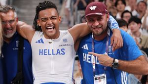 Polski trener z kolejnym srebrem. W Polsce obcięto mu wynagrodzenie o połowę