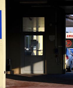 93-latek leżał w krzakach przez dwie noce. Sto metrów od szpitala