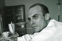 Proces za książkę o Kapuścińskim - za zamkniętymi drzwiami