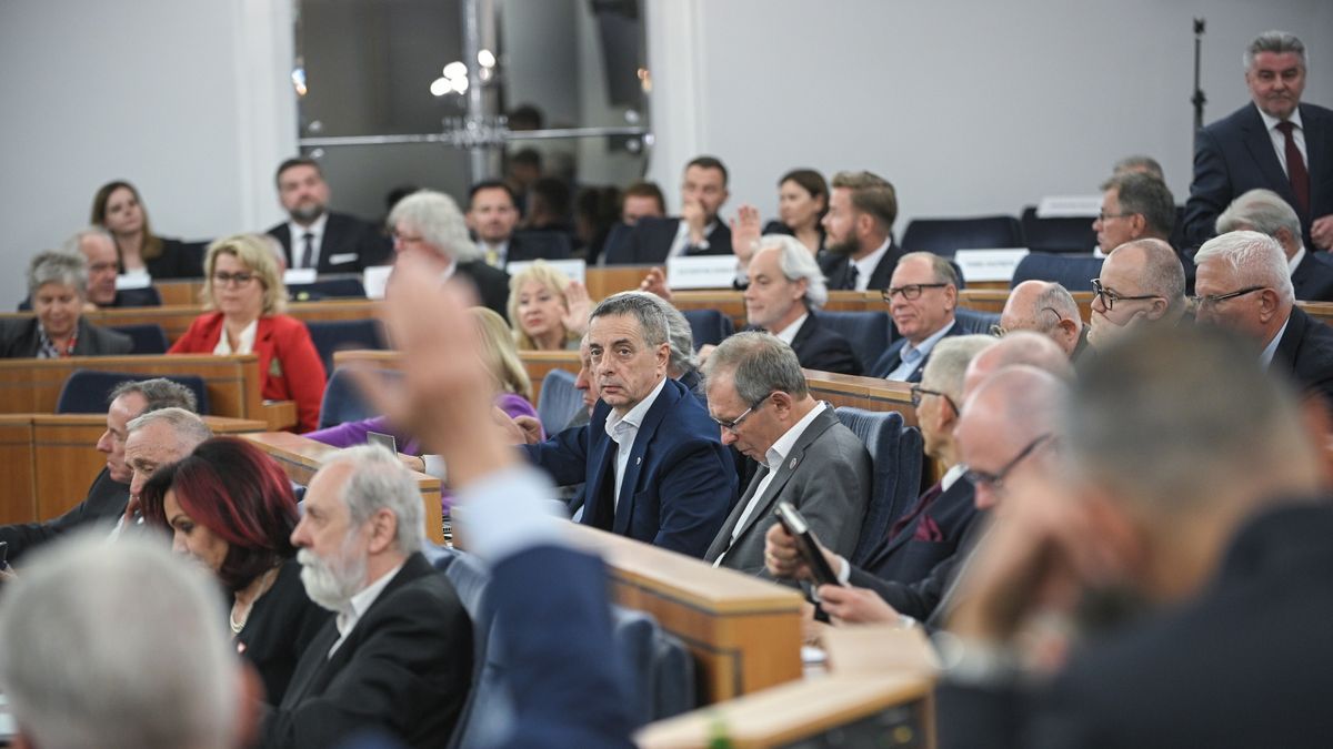 Projekt ws. jawnych cen mieszkań. Senat przyjął go z poprawkami