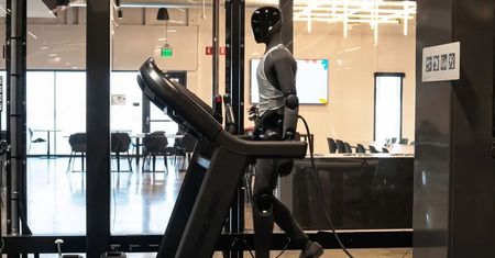 Figure 03 sprawdzony do granic. Humanoidalny robot zrobił 560 km na bieżni