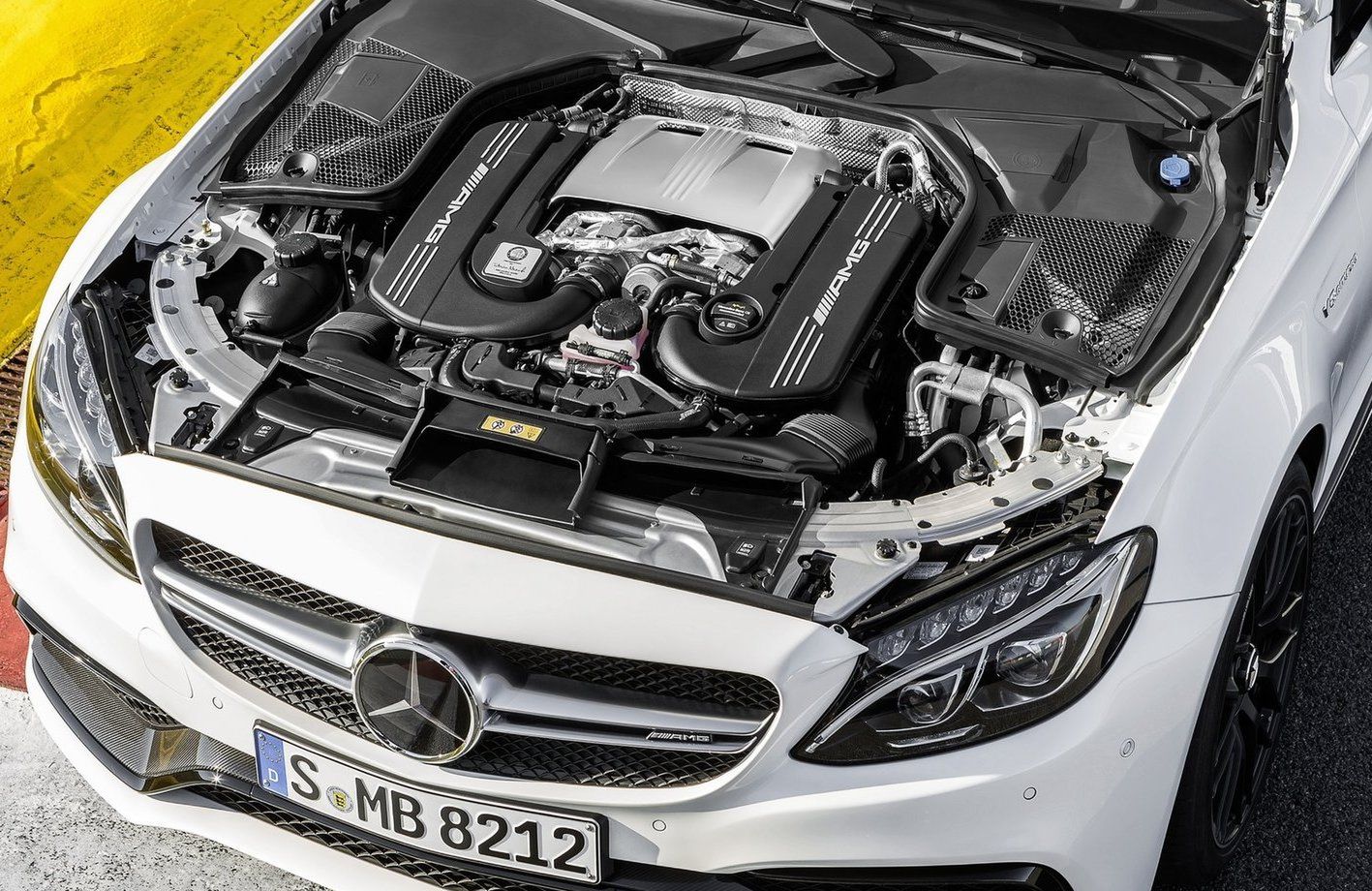 Czy 4-litrowy V8 Biturbo to efekt downsizingu? Tak, jeżeli zastąpił silnik o pojemności 6,2 litra