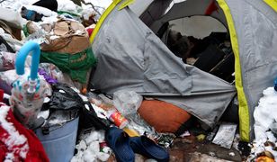 Wstrząsające. 24-latka zdradziła, dlaczego mieszkała z córką w namiocie