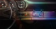 Android Auto i Apple CarPlay w Porsche z lat 60. i 90. Powiew świeżości w starych samochodach
