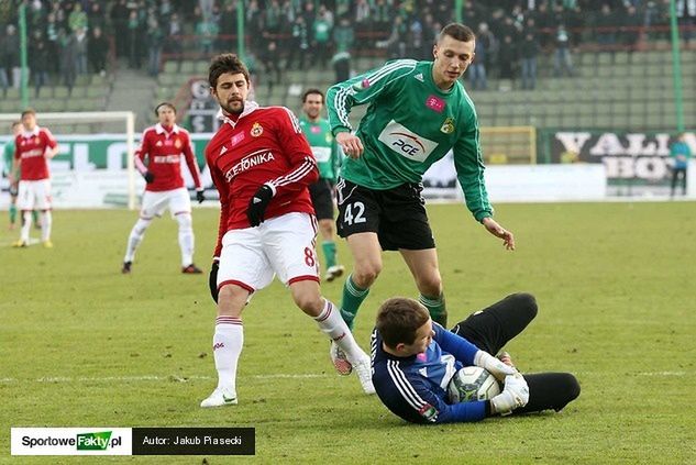 Po odejściu Marcina Wasilewskiego z Anderlechtu i o ile do KRC Genk nie wróci Grzegorz Sandomierski, Seweryn Michalski będzie jedynym Polakiem w lidze belgijskiej