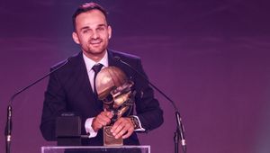Nagrodę odbierał jedenaście razy, ma kolekcję Szczakieli