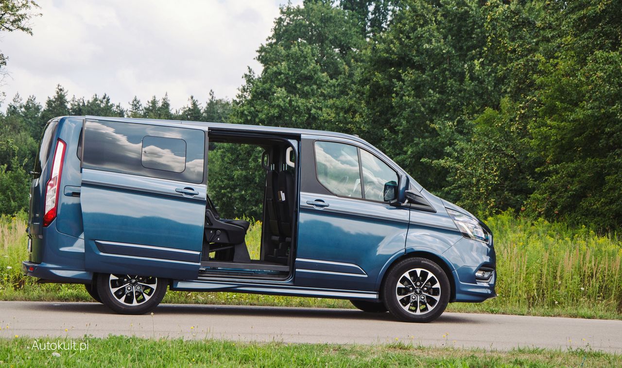 Ford Tourneo Custom Sport