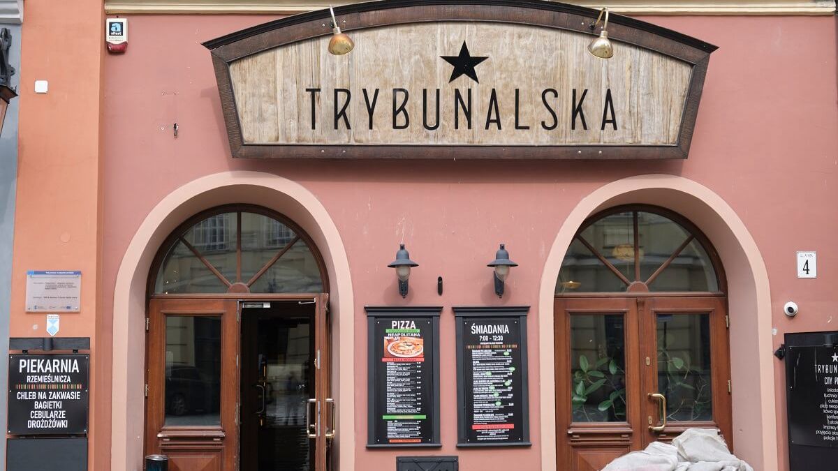 Trybunalska: menu, opinie, godziny otwarcia