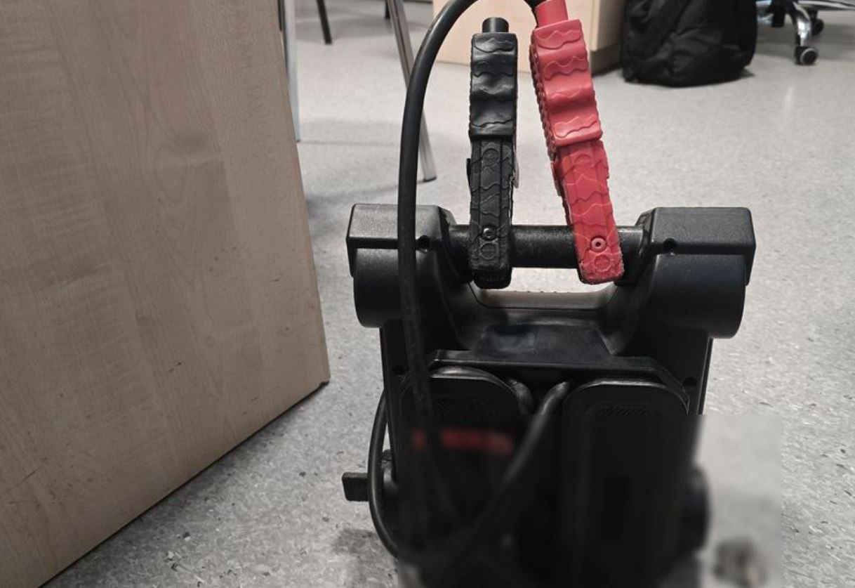 Lubin: Ukradł urządzenie rozruchowe. 40-latek zatrzymany