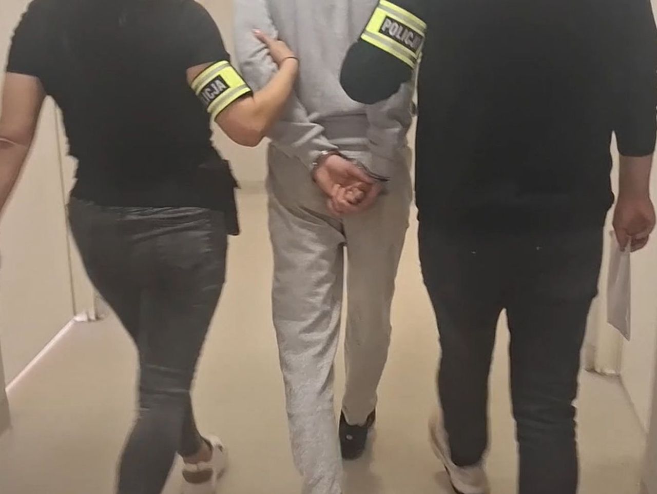 Olsztyn: 26-latek spał na dachu budynku. Miał przy sobie mefedron